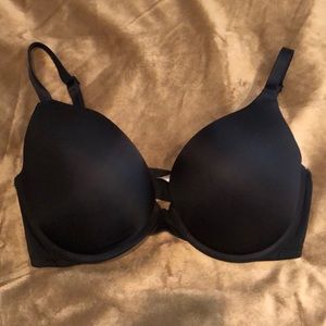 Victoria’s Secret pink wear everywhere push up bra